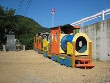 Pocoapoco - Gelato Shop side: Locomotive
